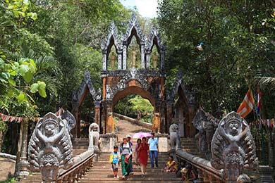Fare un'escursione sulla montagna sacra di Phnom Kulen