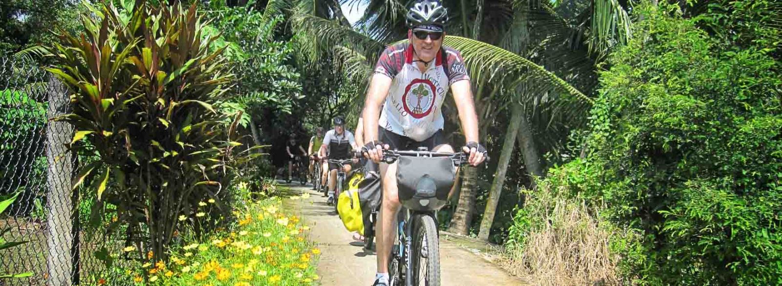3. Il giro in bicicletta sull'isola di Tan Phong - Cai Be